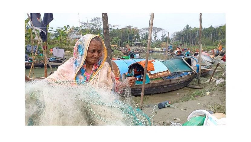 ভোলার নারী জেলে৩