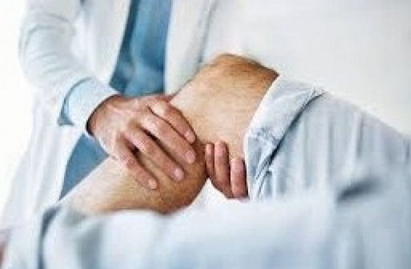 শীতে বাড়ে আর্থ্রাইটিসের ব্যথা