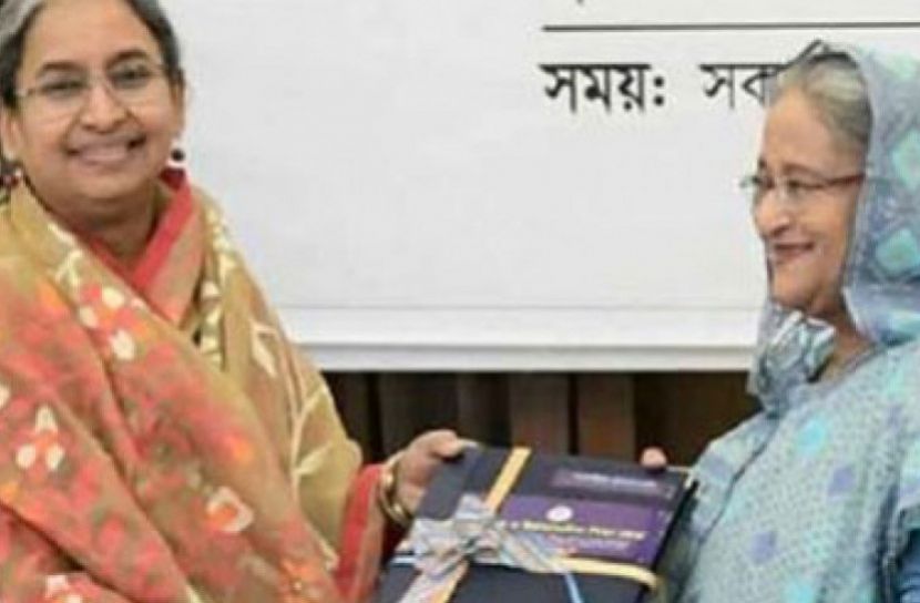 পিইসি, জেএসসি ও ইবতেদায়ী পরীক্ষার ফল  প্রধানমন্ত্রীর কাছে হস্তান্তর