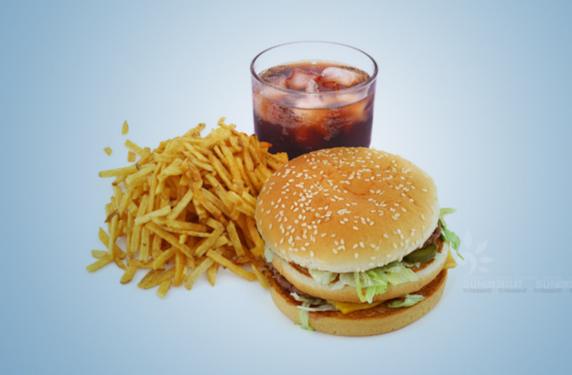 কিছু খাবার শীতকালে এড়িয়ে চলতে পারলে ভালো