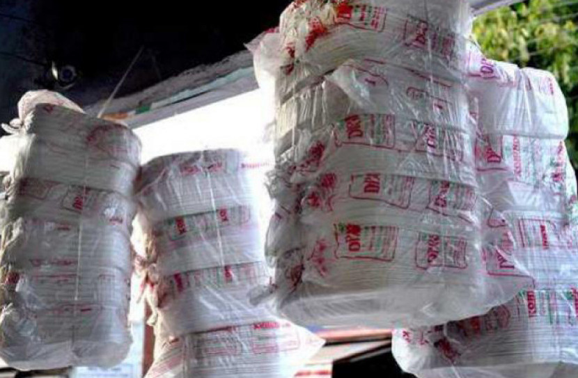 ওয়ানটাইম প্লাস্টিক পণ্যের ব্যবহার এক বছরের মধ্যে বন্ধের নির্দেশ