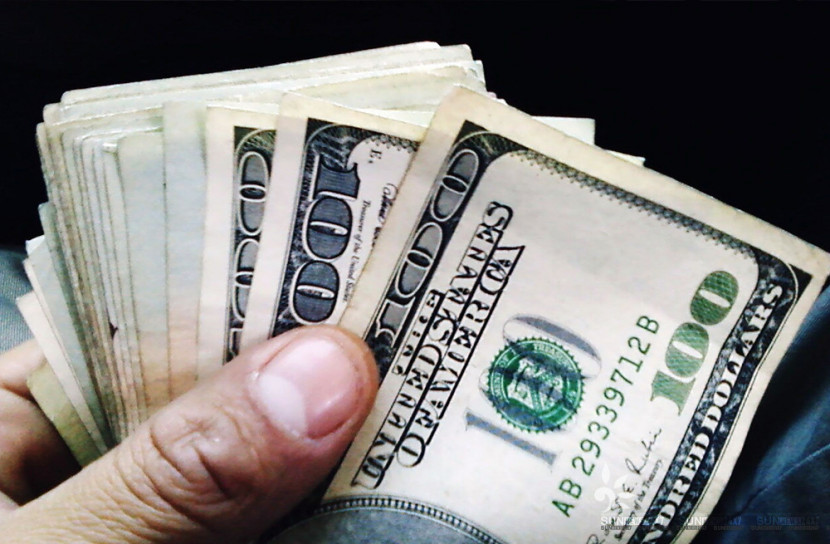 যুদ্ধ দামামায় অস্থির বিশ্ব অর্থনীতি