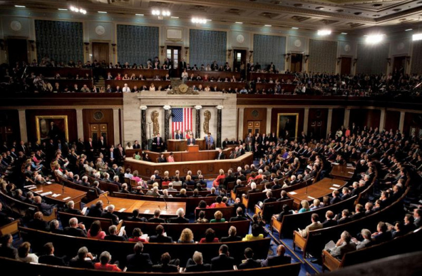 ট্রাম্পের যুদ্ধ ক্ষমতা কমাল প্রতিনিধি পরিষদ