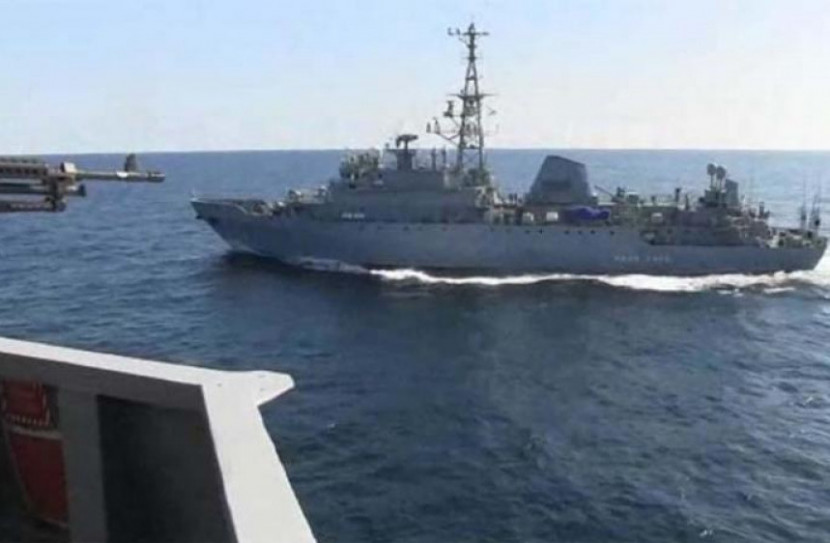 মার্কিন রণতরীকে ধাওয়া করেছে রুশ জাহাজ: অভিযোগ যুক্তরাষ্ট্রের