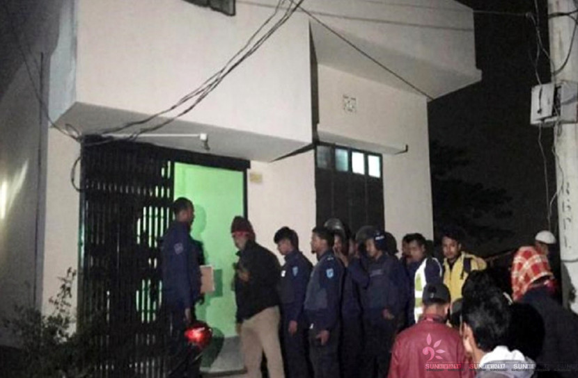 জঙ্গি আস্তানা সন্দেহে আশুলিয়ায় বাড়ি ঘেরাও