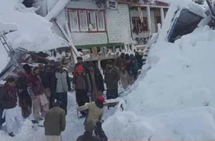 তুষারধসে পাকিস্তান এবং আফগানিস্তানে নিহত ১৩০