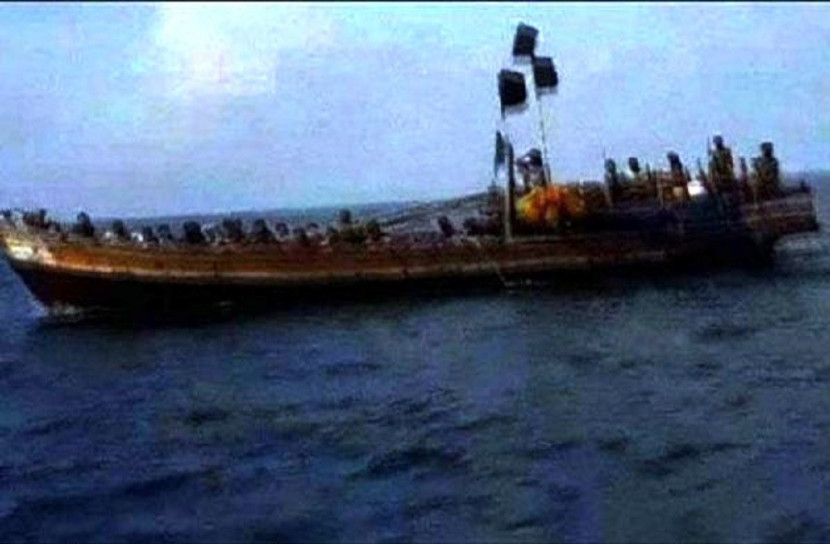 মালয়েশিয়া যাওয়ার পথে ২৩ রোহিঙ্গা উদ্ধার