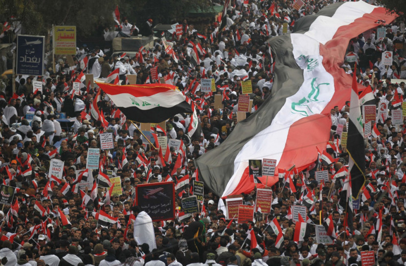 যুক্তরাষ্ট্রবিরোধী বিক্ষোভে বাগদাদে জনসমুদ্র