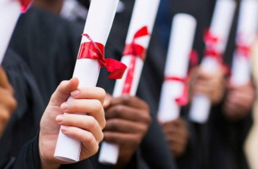 রাজনৈতিক প্রভাব আর ক্ষমতার দাপটে চলছে বেসরকারি বিশ্ববিদ্যালয়গুলো