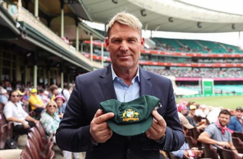 নিলামে ব্র্যাডম্যানকে হারিয়ে ওয়ার্ন এগিয়ে