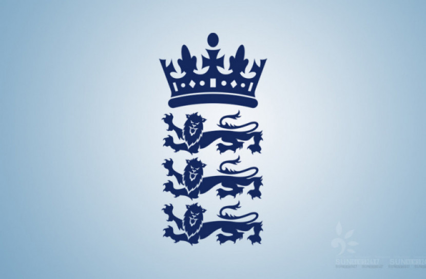 ‘ফুটবল নিষিদ্ধ’ করল ইংল্যান্ড!