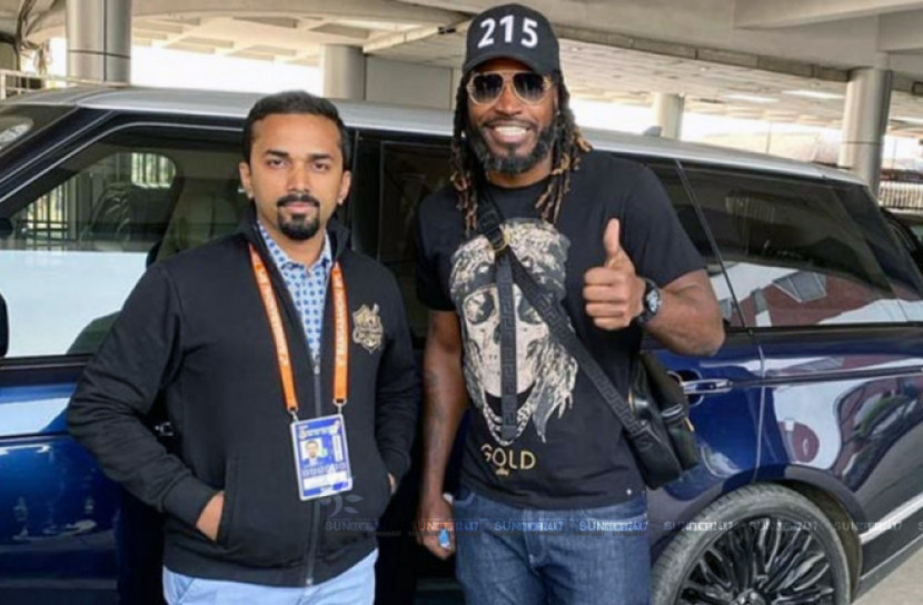 বিপিএল খেলতে গেইল ঢাকায়