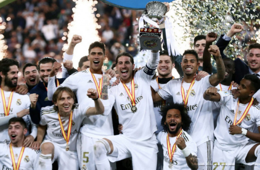 স্প্যানিশ সুপার কাপে চ্যাম্পিয়ন রিয়াল মাদ্রিদ
