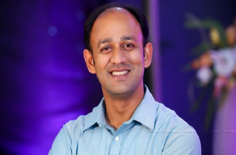 যুদ্ধাপরাধী ট্রাইব্যুনাল থেকে ব্যারিস্টার সুমনের পদত্যাগ