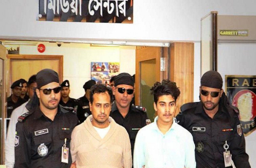 সেলিব্রিটিদের আইডি হ্যাক করে লাখ টাকা আয়