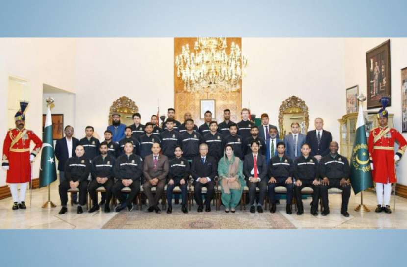 পাকিস্তান প্রেসিডেন্টের চায়ের দাওয়াতে তামিমরা