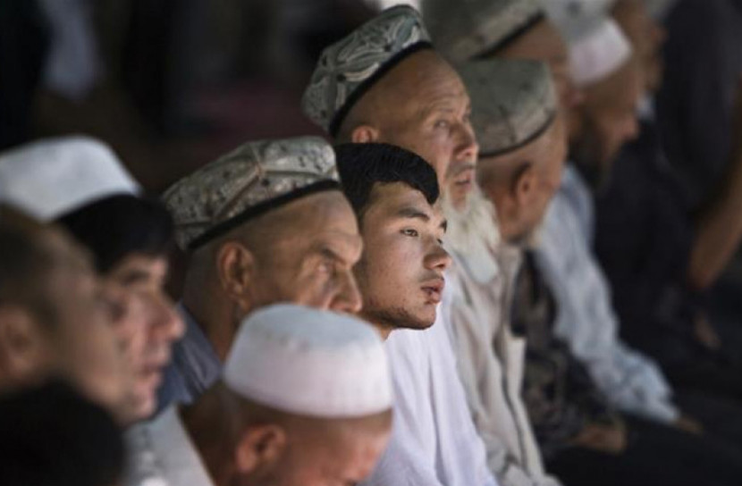 দাড়ি বোরখার জন্য চীনে বন্দি করা হচ্ছে মুসলিমদেরকে