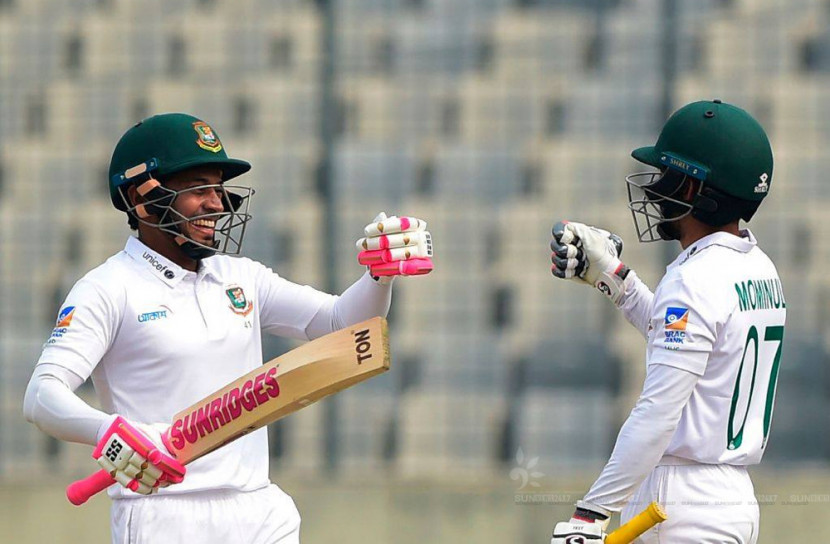 মুমিনুলের বিদায়, ভাঙল ২২২ রানের জুটি