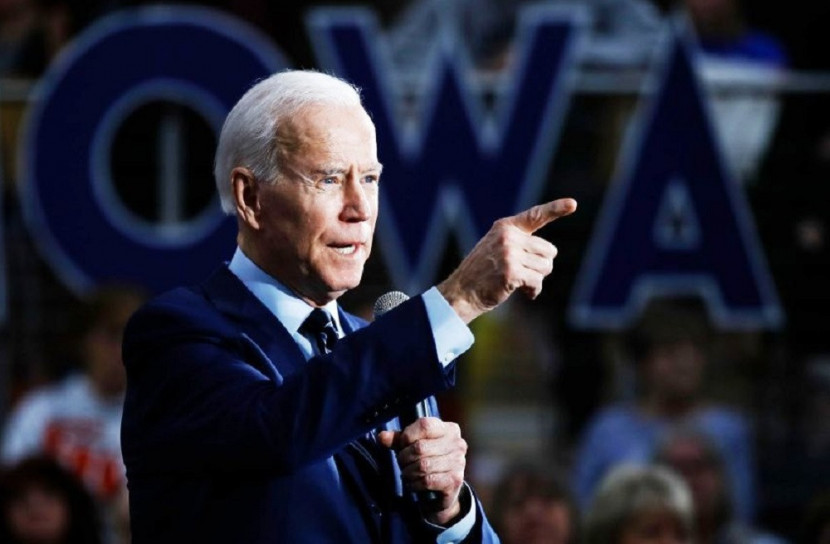 মার্কিন নির্বাচনে দলীয় মনোনয়ন দৌড়ে ফিরলেন বাইডেন