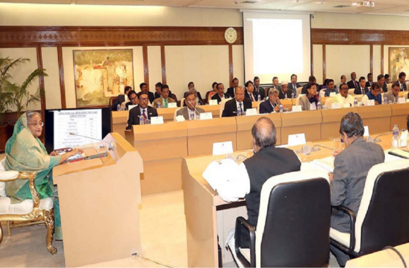 বিদেশ ফেরতদের ১৪ দিনের কোয়ারেন্টাইন বাধ‍্যতামূলক