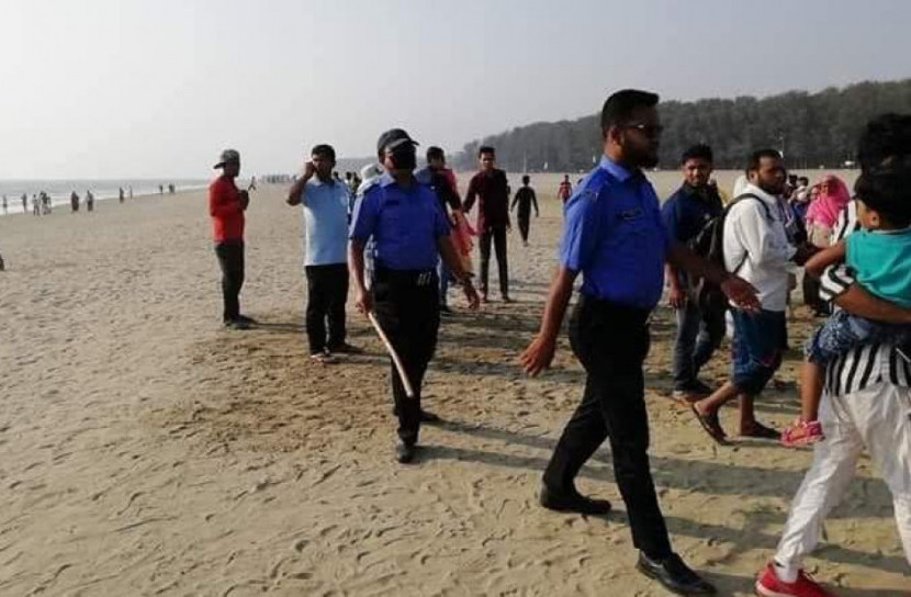 কক্সবাজার ভ্রমণে নিষেধাজ্ঞা: পর্যটকদের বাড়ি ফেরার নির্দেশ