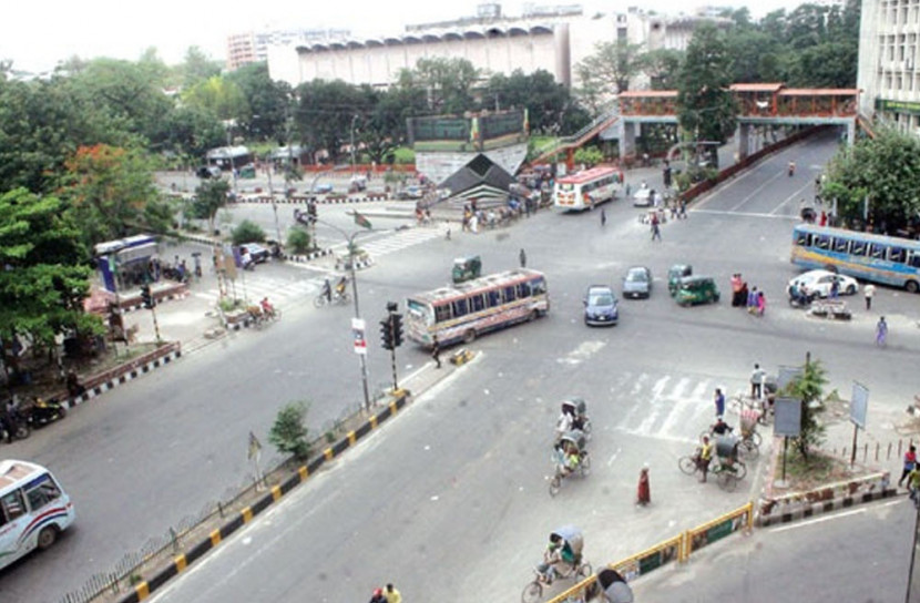 করোনায় পাল্টে গেছে নগর জীবন