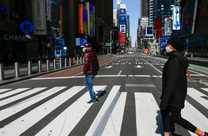 নিউইয়র্কে বিপর্যয়ের আশঙ্কা