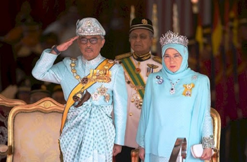 মালয়েশিয়ার রাজা-রানি কোয়ারেন্টাইনে