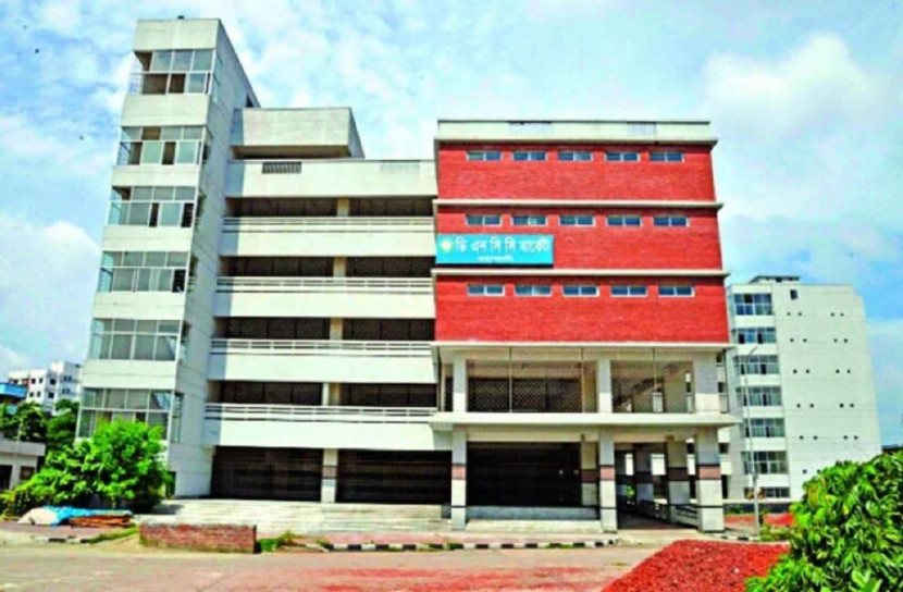 মহাখালীর ডিএনসিসি মার্কেট হচ্ছে তিন হাজার শয্যার  হাসপাতাল