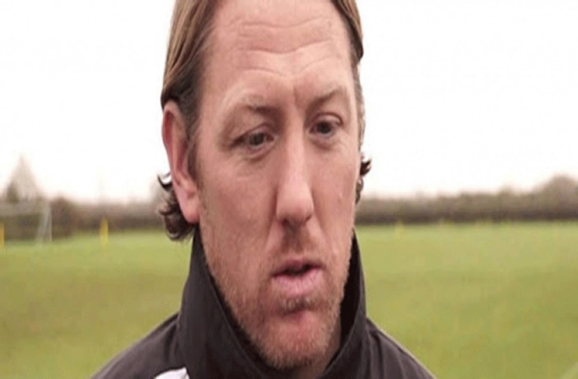 ৩শ' দরিদ্রের খাবারের ব্যবস্থা করলেন জেমি ডে