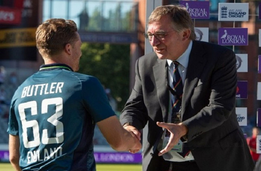 করোনায় প্রথম মৃত্যু দেখলো ক্রিকেট বিশ্ব