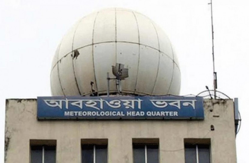 ধেয়ে আসছে কালবৈশাখী ঝড়!