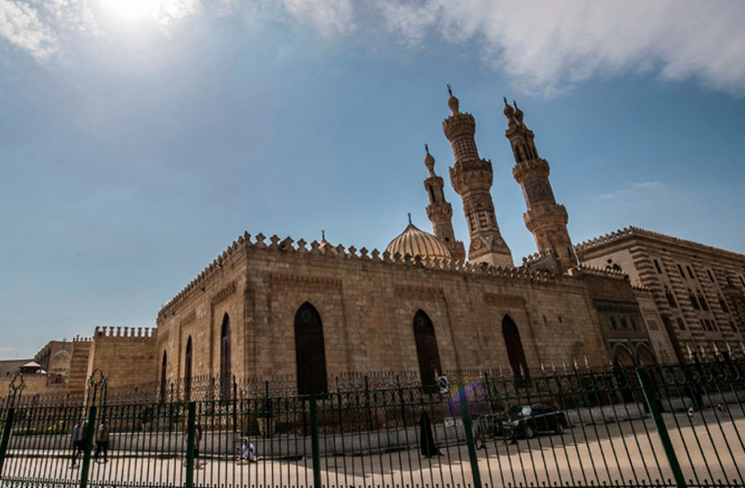 মিসরে প্রথম রোজায় তারাবি ও ইতেকাফ স্থগিত