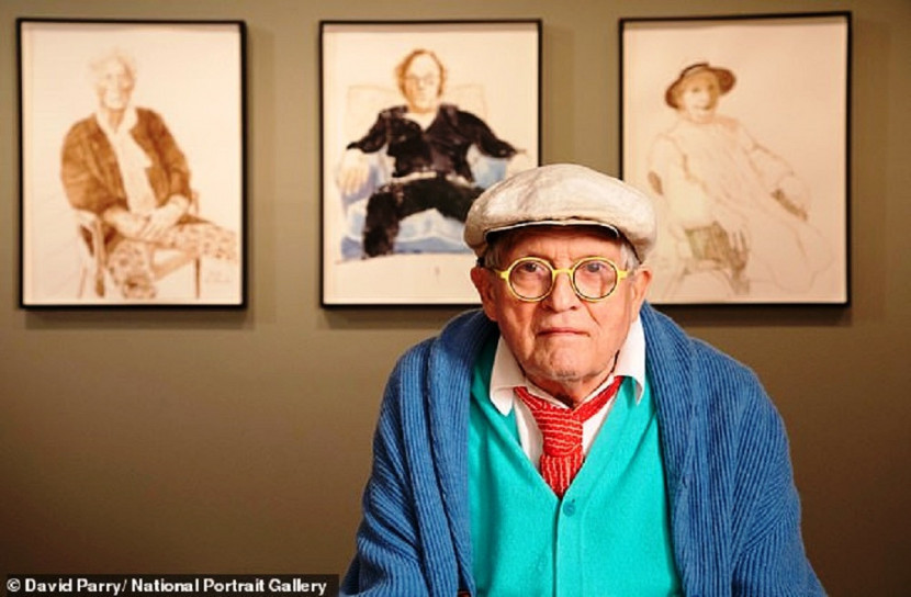 ধূমপায়ীরা আক্রান্ত হয় কম বলছে গবেষণা