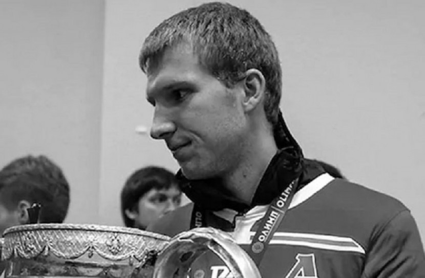 করোনা থেকে পালিয়েও মরলেন তিনি