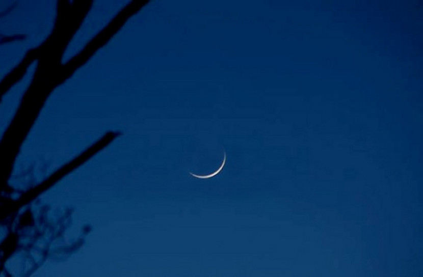 আজ চাঁদ দেখা গেলে রোজা শুরু কাল