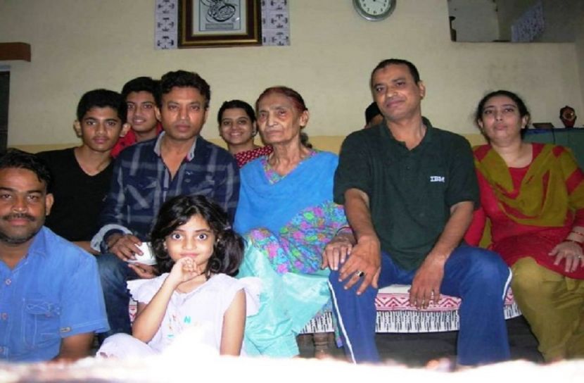 মা’কে শেষ দেখা হলো না ইরফানের