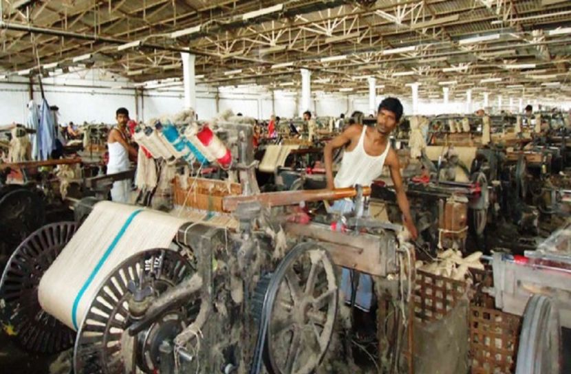 খুলনায় আটটি জুট মিল চালু