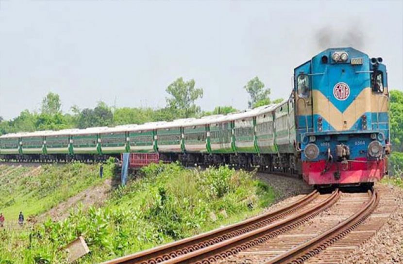 আজ থেকে ৩ রুটে চলবে কাঁচামালবাহী ট্রেন