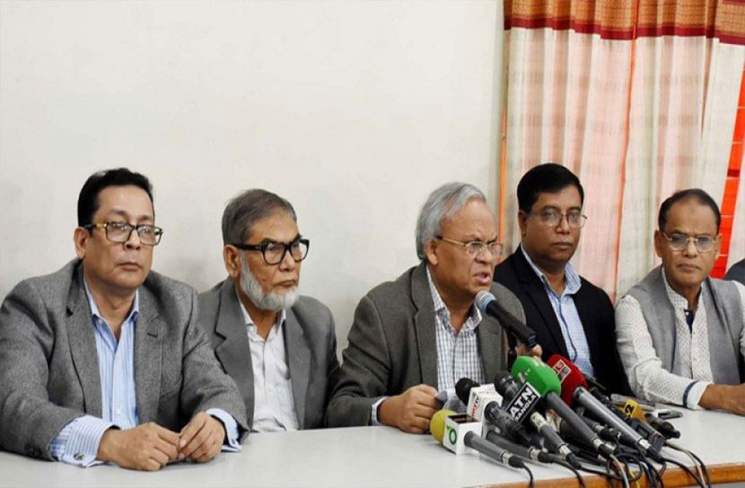 লোকদেখাতে মন্ত্রী-এমপিরা কাঁচা ধান কাটছে : রিজভী