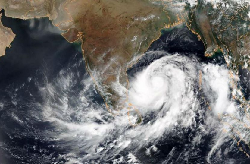 বাংলাদেশে আঘাত হানতে পারে ঘূর্ণিঝড় ‘আম্ফান’