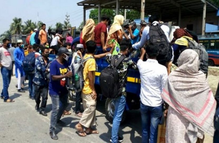 ঘাটে-মহাসড়কে মানুষের ঢল