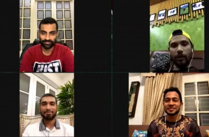 ভক্তদের প্রতি ক্রিকেটারদের অনুরোধ