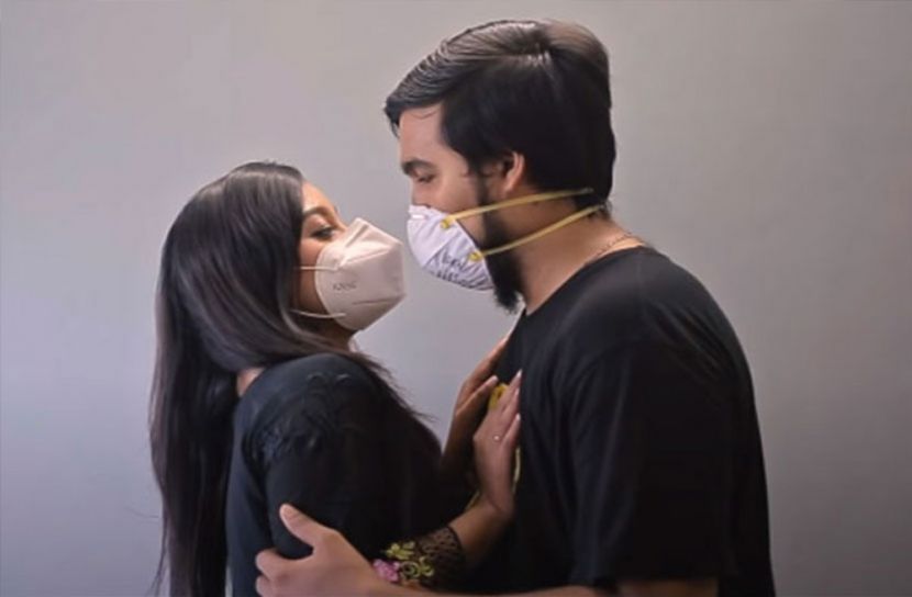 নোবেলের গানে দুই লাখেরও বেশি ডিজলাইক!