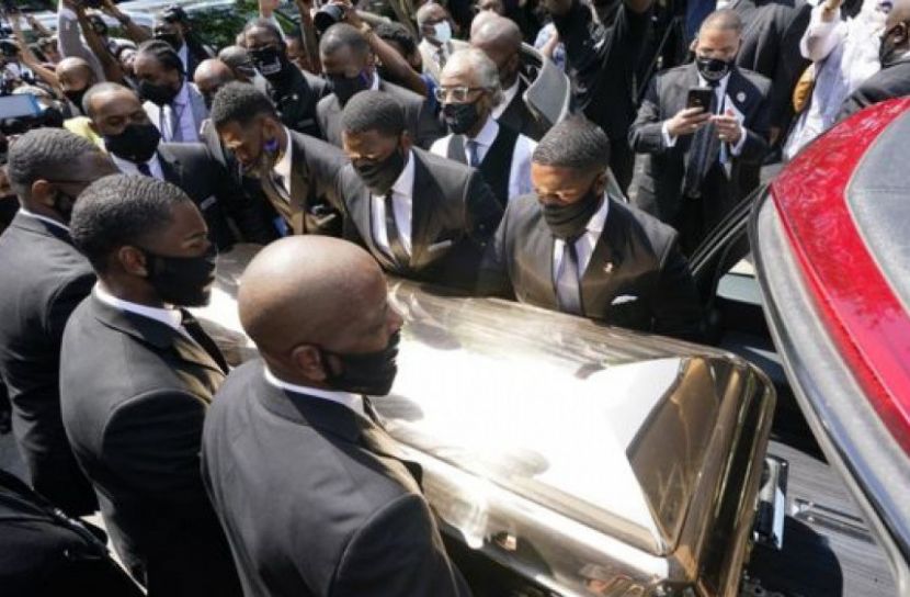 ফ্লয়েড: 'কালো হওয়াই ছিল তার একমাত্র অপরাধ'