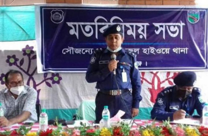 মহাসড়কে চাঁদাবাজি ঠেকাতে তৎপর হাইওয়ে পুলিশ