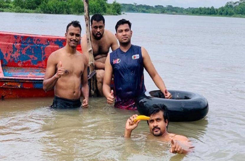 হারানো দিনে ফিরে গেলেন রুবেল