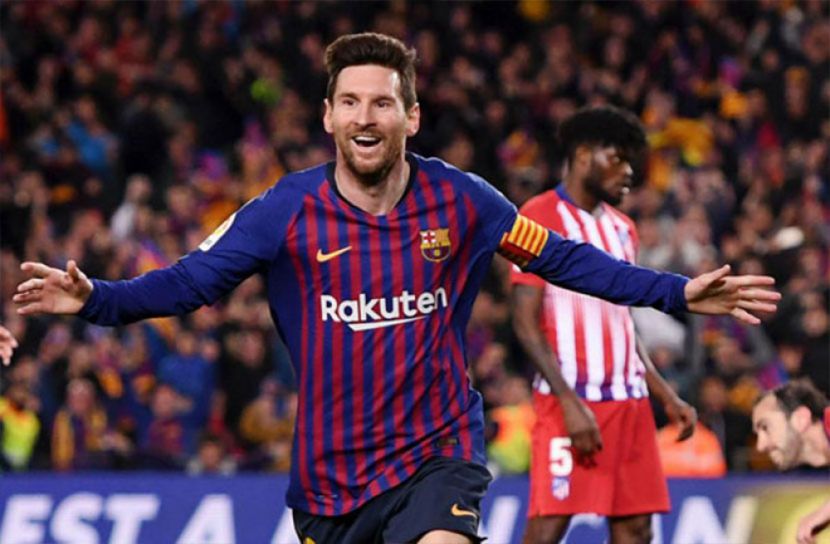 আজ রাতে মাঠে নামছে বার্সেলোনা