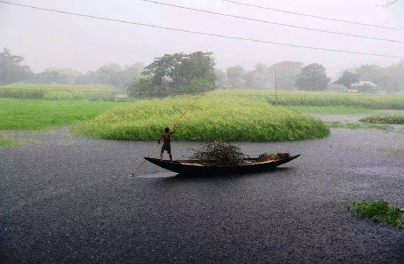বর্ষার আগমনে ভাটিতে নৌকা বিক্রির ধুম