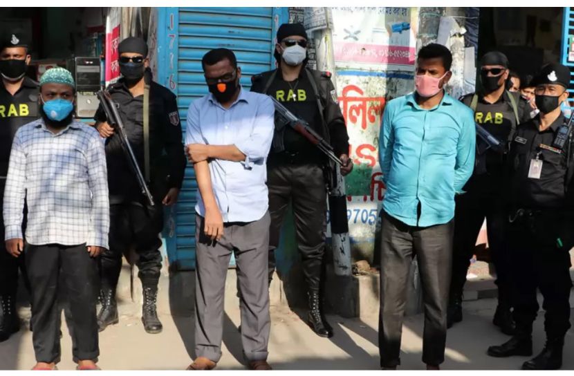 মাত্র ৫ হাজার টাকায় ‘করোনা নেগেটিভ’!